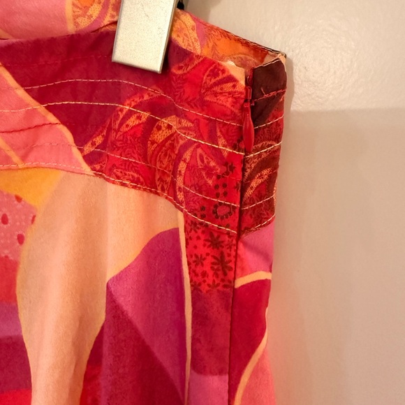 FARM Rio Patch Twirl One Shoulder
Maxi Dress Colorful Pattern - Picture 6 of 7